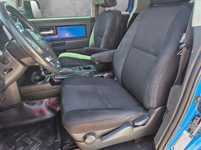used 2007 Toyota FJ Cruiser car, priced at $16,321