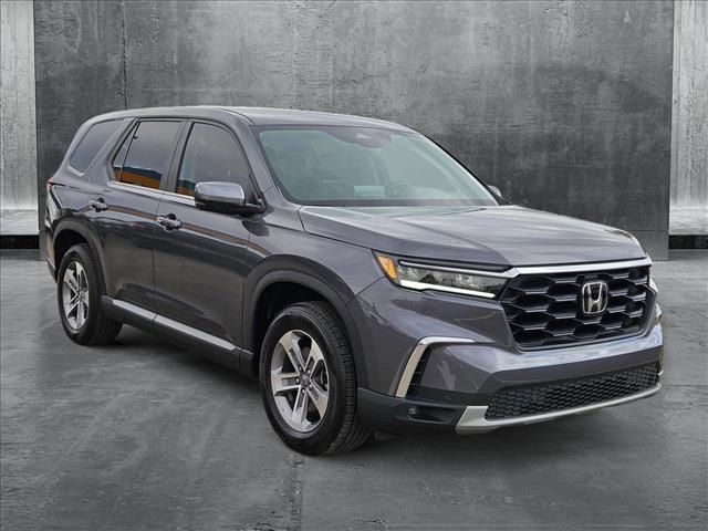 used 2025 Honda Pilot car, priced at $42,641