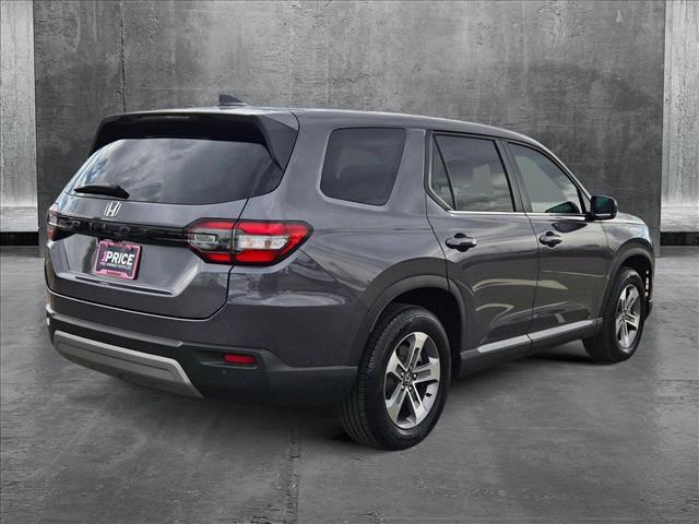 used 2025 Honda Pilot car, priced at $42,641
