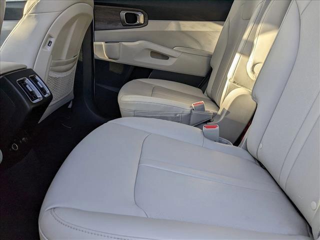 used 2022 Kia Sorento car, priced at $23,995