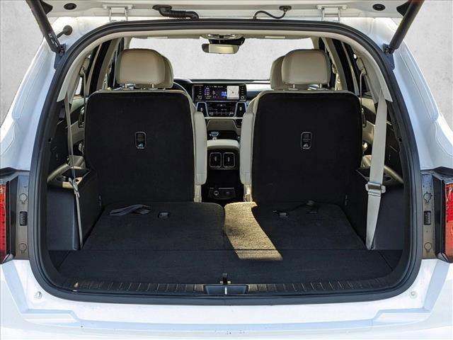 used 2022 Kia Sorento car, priced at $23,995
