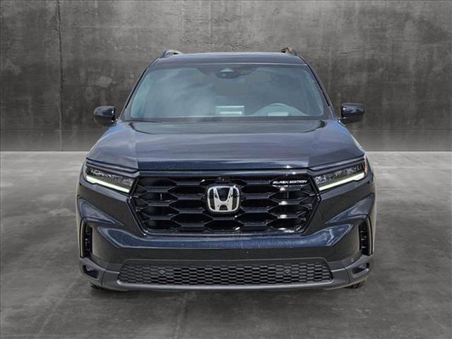 new 2025 Honda Pilot car, priced at $51,722