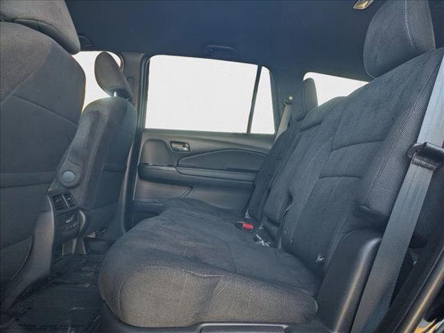 used 2022 Honda Pilot car, priced at $30,530