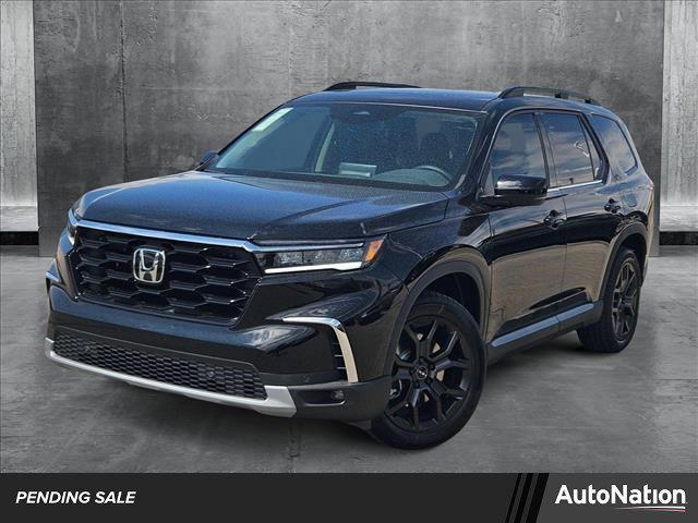 new 2025 Honda Pilot car, priced at $46,975