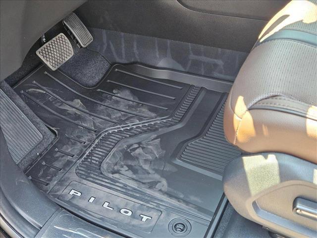 new 2025 Honda Pilot car, priced at $51,093