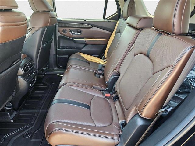 new 2025 Honda Pilot car, priced at $51,093