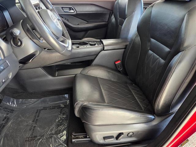 used 2023 Nissan Rogue car, priced at $27,998