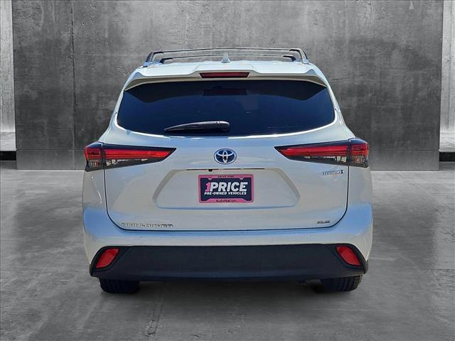 used 2020 Toyota Highlander Hybrid car, priced at $31,992