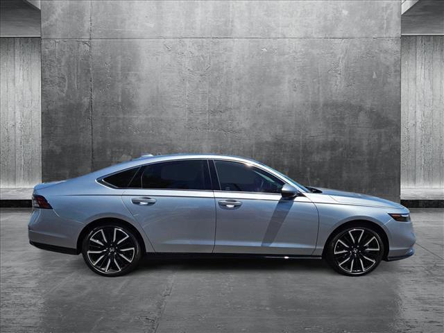 new 2025 Honda Accord Hybrid car, priced at $37,803