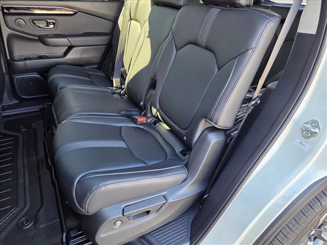 new 2025 Honda Pilot car, priced at $48,160