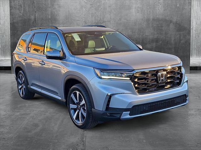 new 2025 Honda Pilot car, priced at $48,895