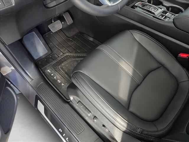 new 2025 Honda Pilot car, priced at $46,781