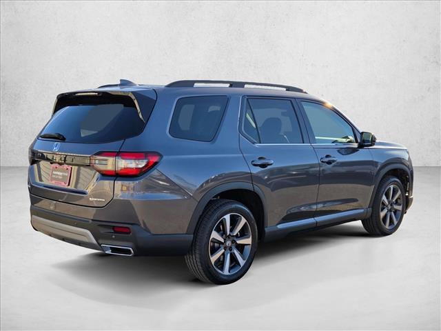 new 2025 Honda Pilot car, priced at $46,781