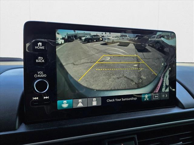 used 2025 Honda Pilot car, priced at $38,949