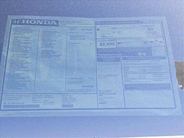 new 2025 Honda Pilot car, priced at $49,050