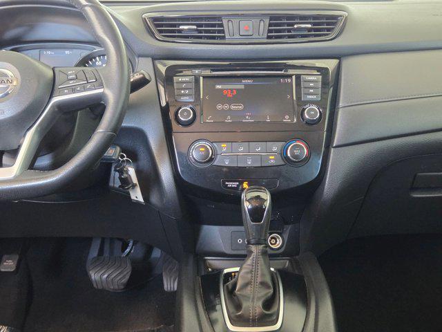 used 2019 Nissan Rogue car, priced at $13,498