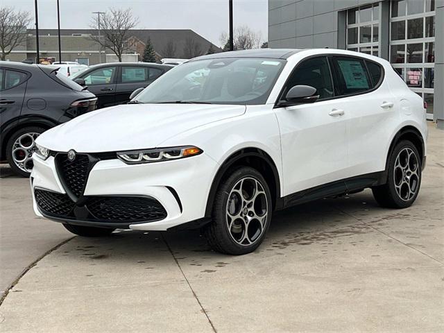 new 2025 Alfa Romeo Tonale car, priced at $47,792