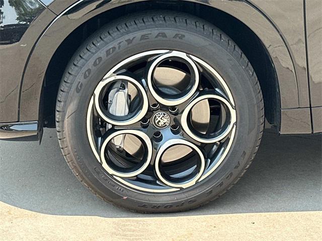 new 2025 Alfa Romeo Tonale car, priced at $45,855
