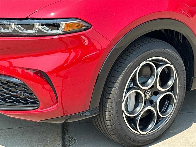 new 2025 Alfa Romeo Tonale car, priced at $45,855