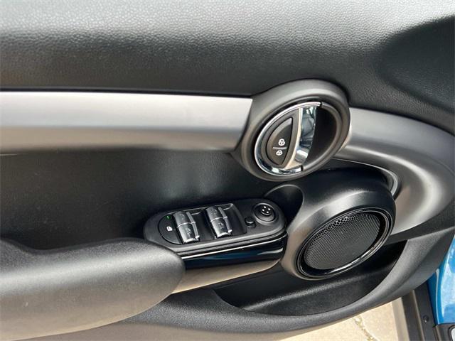 used 2022 MINI Hardtop car, priced at $22,995