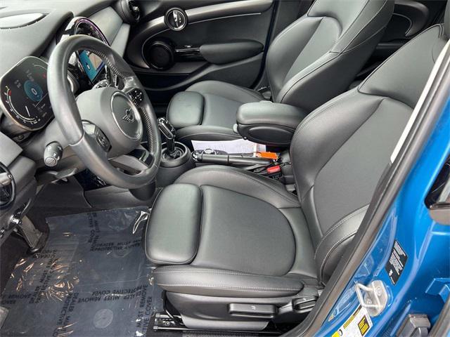 used 2022 MINI Hardtop car, priced at $22,995