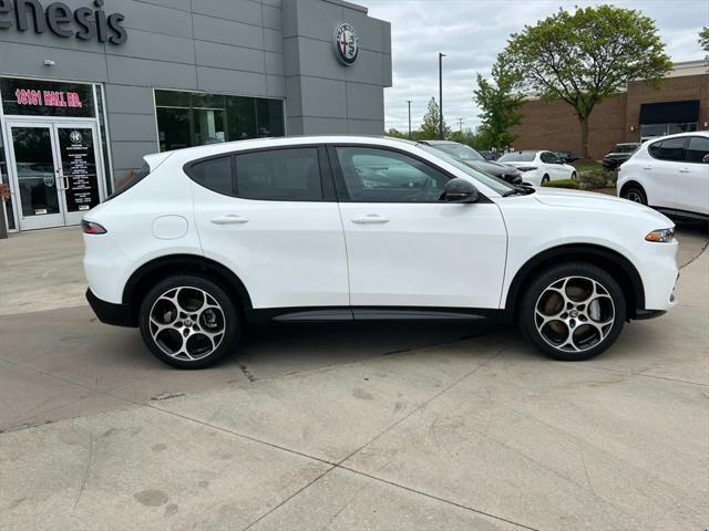 new 2025 Alfa Romeo Tonale car, priced at $47,792