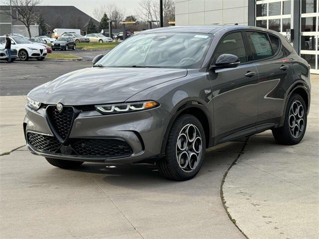 new 2025 Alfa Romeo Tonale car, priced at $47,065