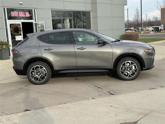 new 2025 Alfa Romeo Tonale car, priced at $47,065