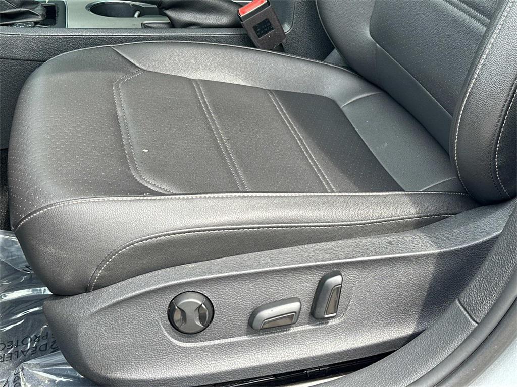 used 2021 Volkswagen Passat car, priced at $13,597