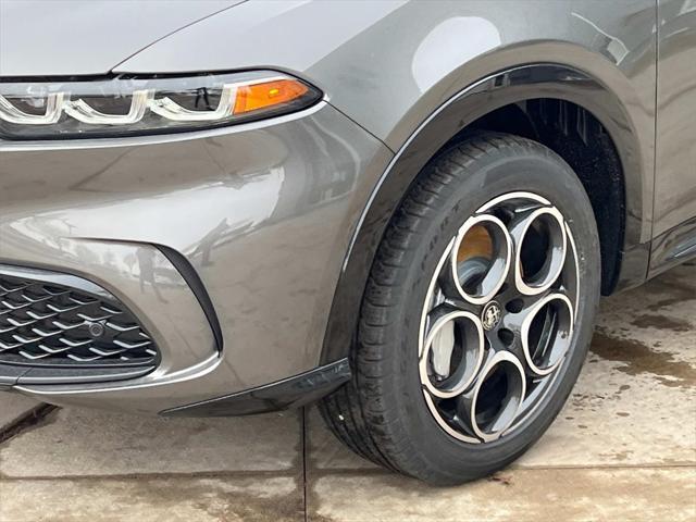 new 2025 Alfa Romeo Tonale car, priced at $45,855