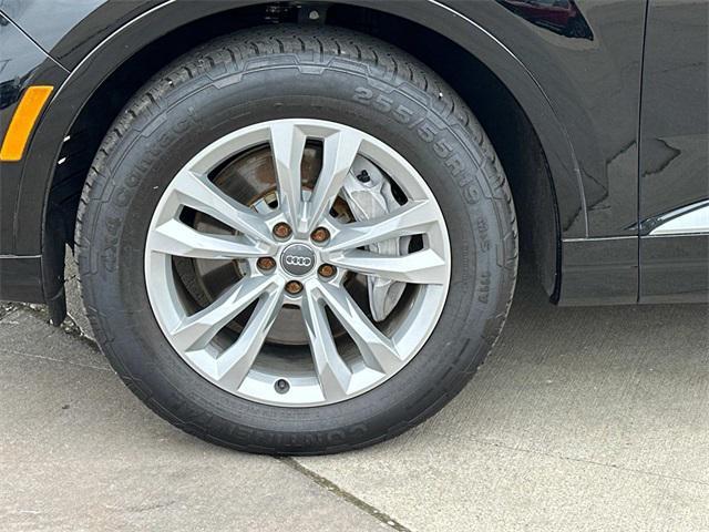 used 2019 Audi Q7 car, priced at $21,895