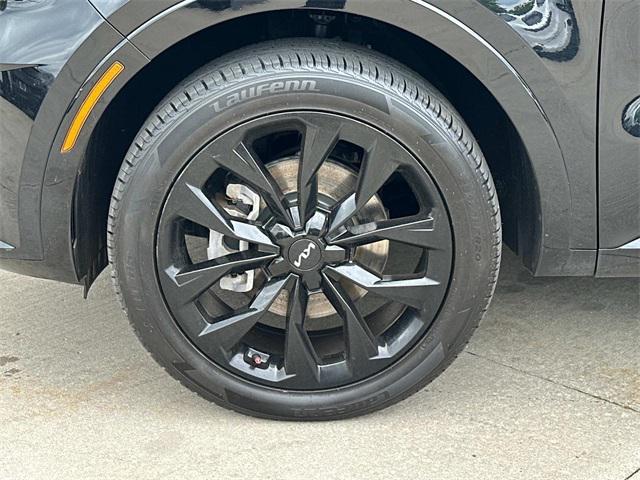 used 2022 Kia Sorento car, priced at $27,495