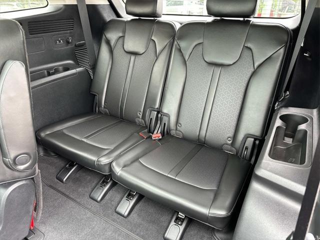 used 2022 Kia Sorento car, priced at $26,528
