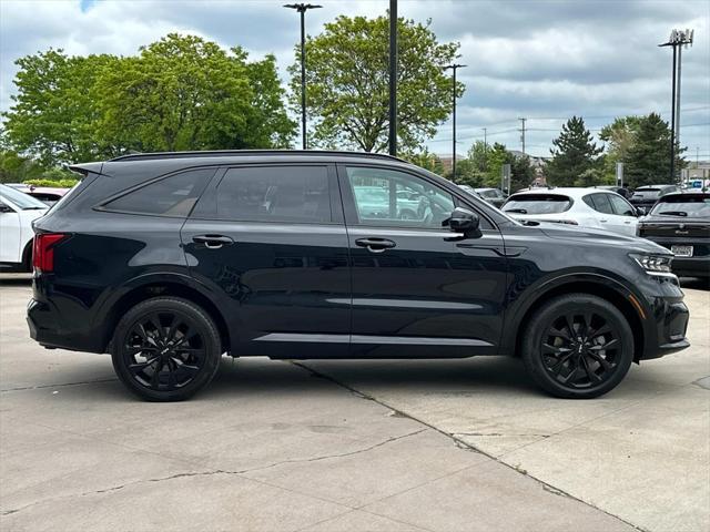used 2022 Kia Sorento car, priced at $26,528