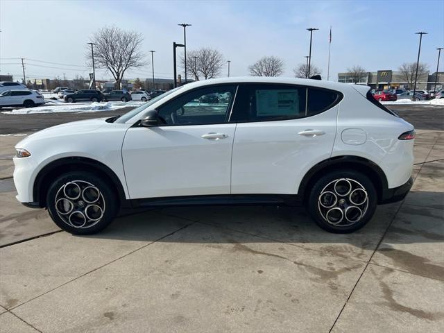 new 2025 Alfa Romeo Tonale car, priced at $45,228