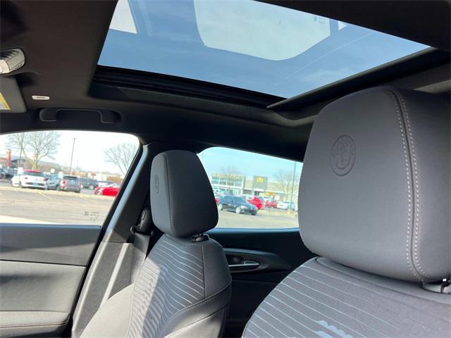 new 2025 Alfa Romeo Tonale car, priced at $46,438