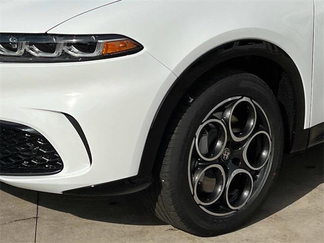 new 2025 Alfa Romeo Tonale car, priced at $46,438