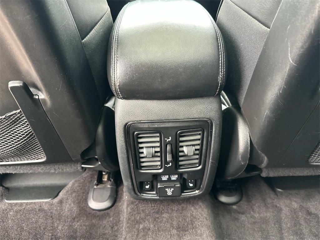 used 2018 Jeep Grand Cherokee car, priced at $19,783