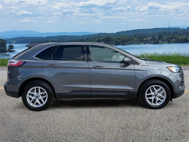 used 2022 Ford Edge car, priced at $24,900