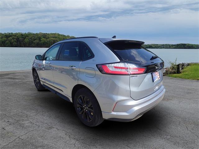 new 2024 Ford Edge car, priced at $37,403
