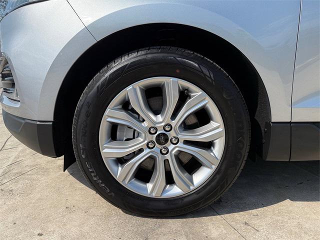 used 2024 Ford Edge car, priced at $31,900