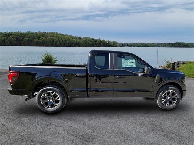 new 2024 Ford F-150 car, priced at $38,492