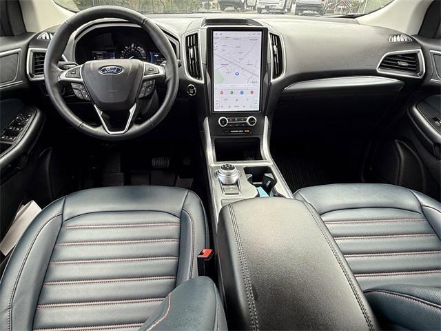 used 2024 Ford Edge car, priced at $29,900