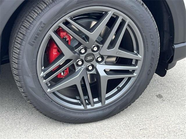 new 2025 Ford Explorer car, priced at $58,961