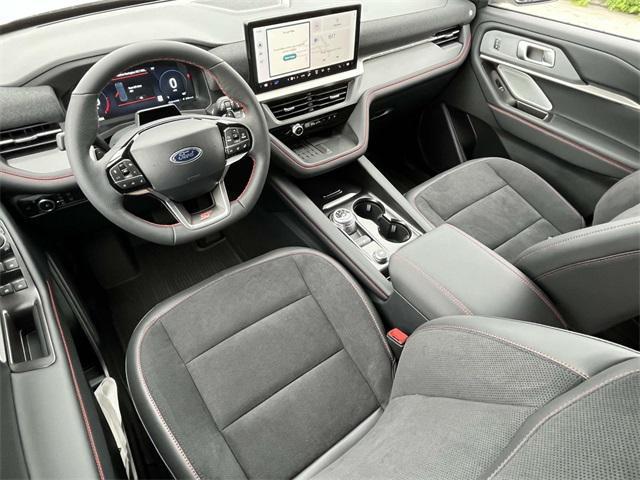 new 2025 Ford Explorer car, priced at $58,961