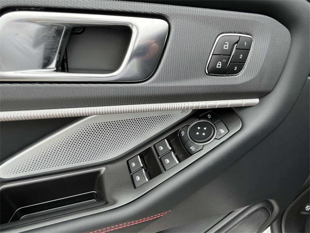 new 2025 Ford Explorer car, priced at $58,961
