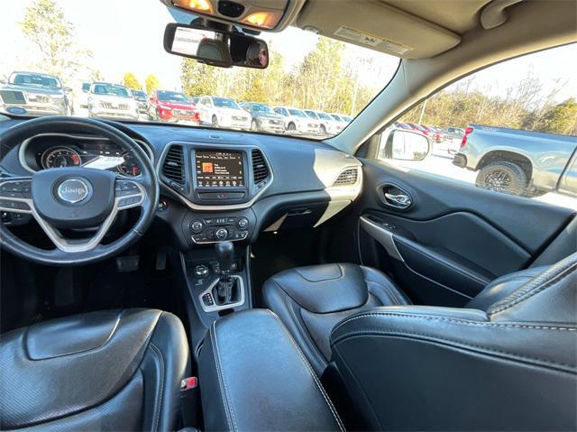 used 2017 Jeep Cherokee car, priced at $12,995