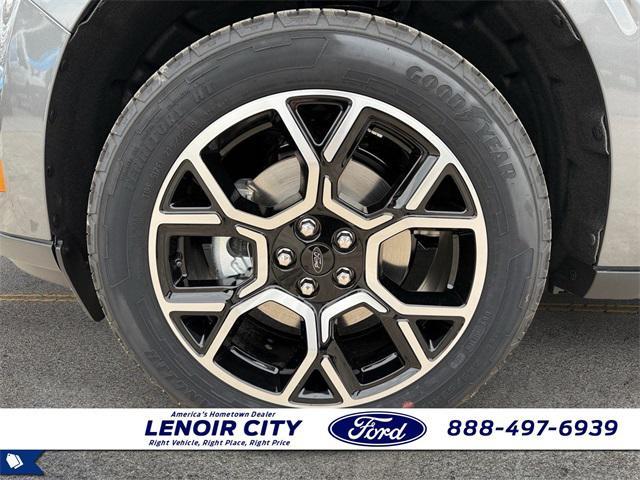 new 2025 Ford Maverick car, priced at $39,635