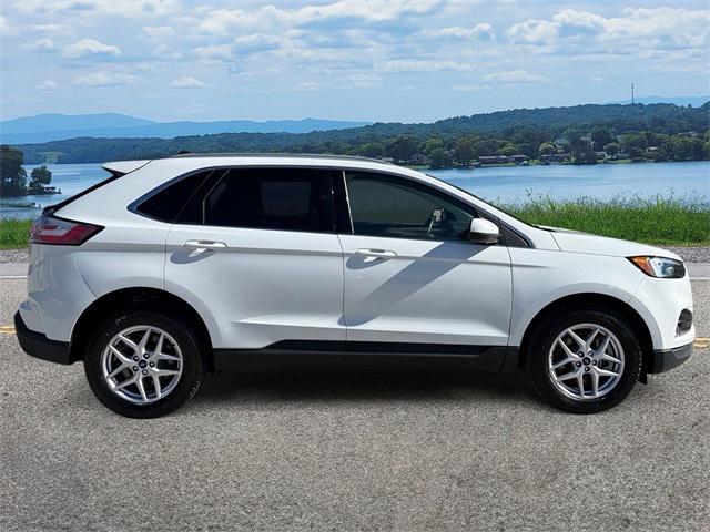 used 2022 Ford Edge car, priced at $24,900