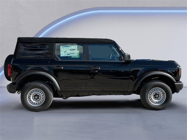 new 2025 Ford Bronco car, priced at $39,872